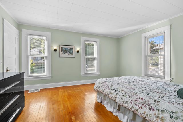 115 Monroe Street, Kalamazoo, MI 49006