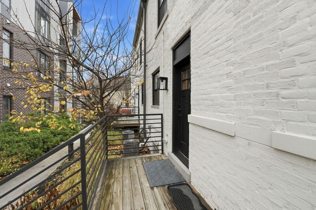 395 W 2nd Avenue, Columbus, OH 43201