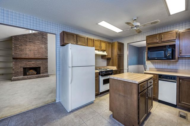 13224 Pompano Dr, Little Rock, AR 72211