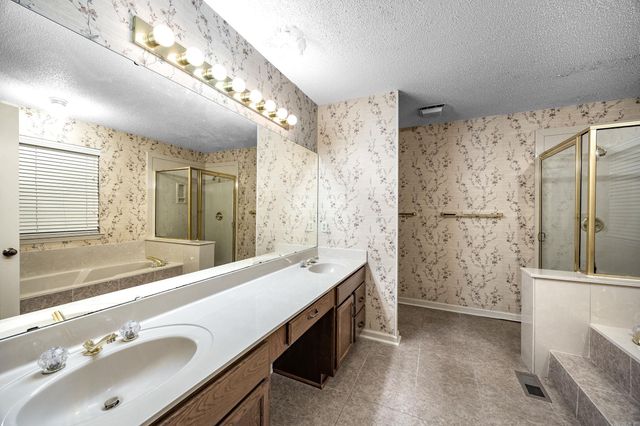 13224 Pompano Dr, Little Rock, AR 72211