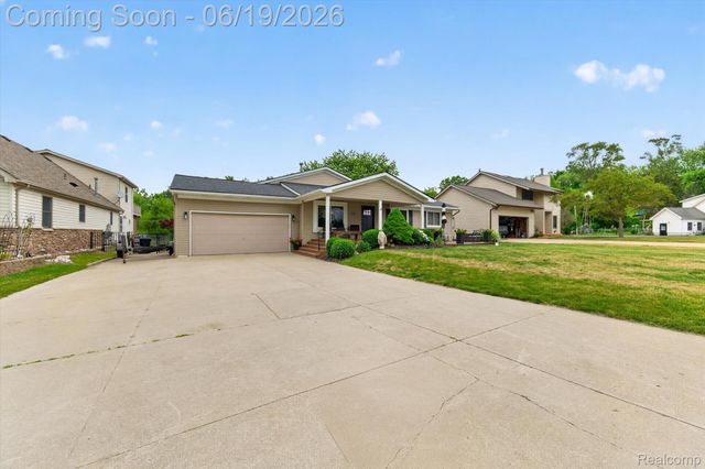 9259 Silverside, Green Oak Township, MI 48178