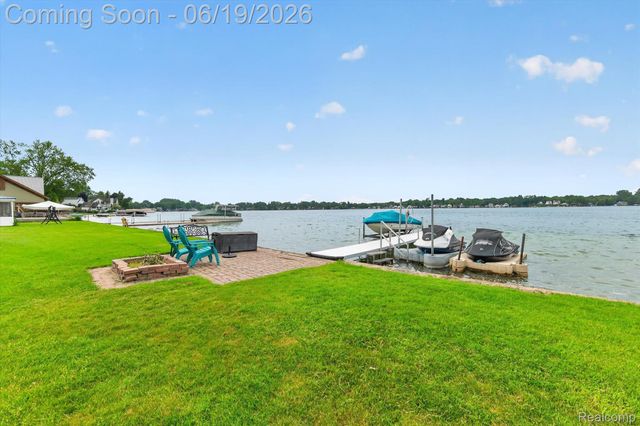 9259 Silverside, Green Oak Township, MI 48178