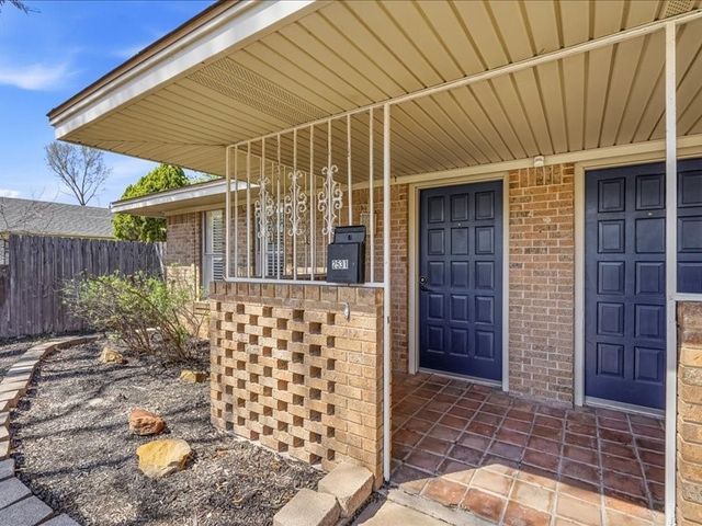 2531 W 12th Street, Dallas, TX 75211