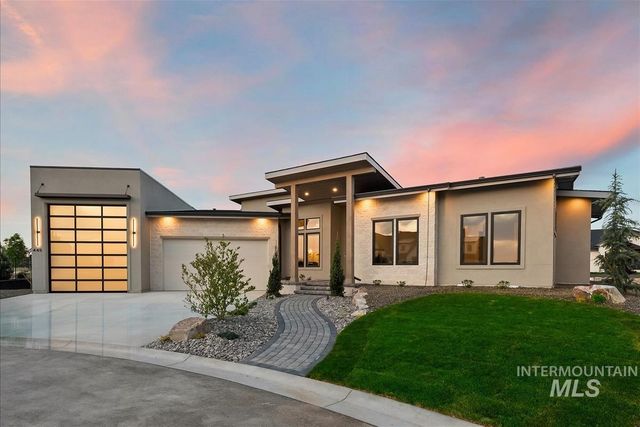 445 Joy Avenue, Middleton, ID 83644