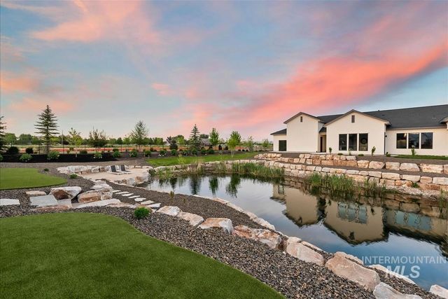 445 Joy Avenue, Middleton, ID 83644