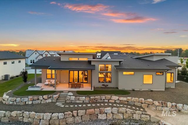 445 Joy Avenue, Middleton, ID 83644