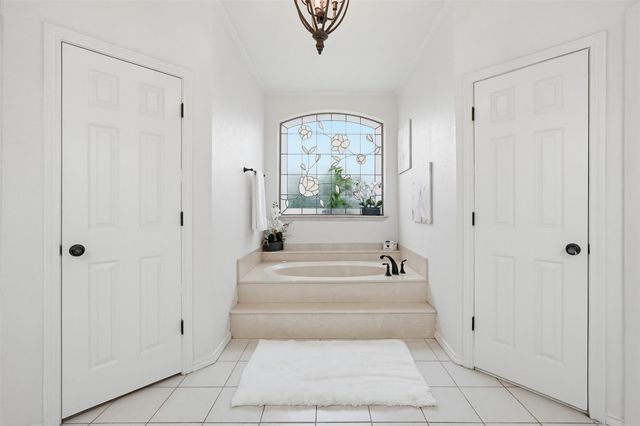 137 Lakeview Drive, Aledo, TX 76008