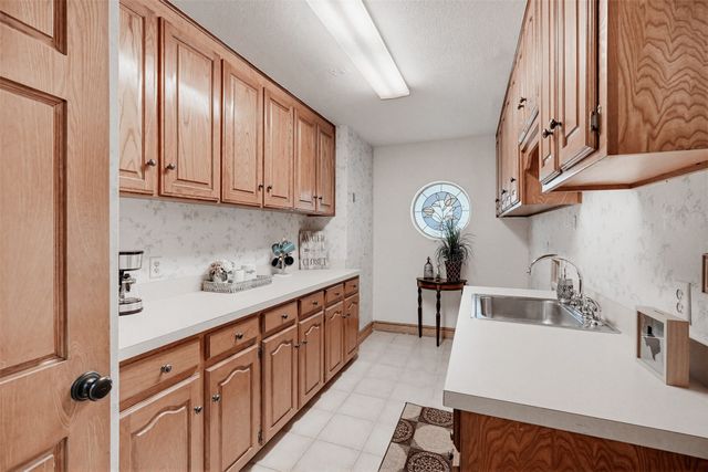 137 Lakeview Drive, Aledo, TX 76008