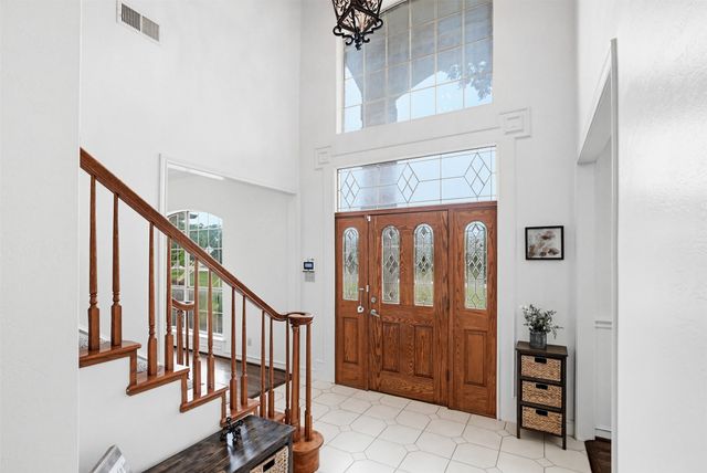 137 Lakeview Drive, Aledo, TX 76008