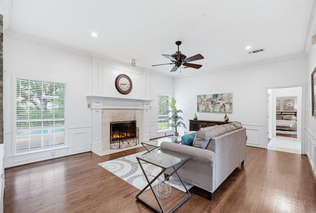 137 Lakeview Drive, Aledo, TX 76008
