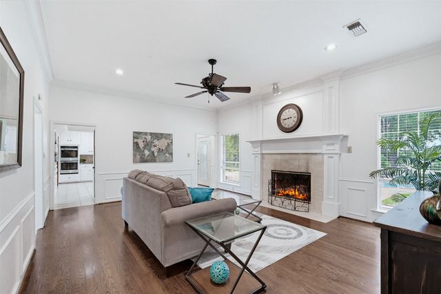 137 Lakeview Drive, Aledo, TX 76008