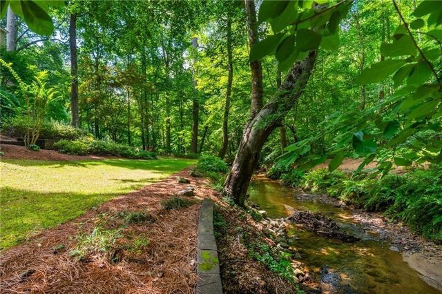 7000 Amberleigh Way, Johns Creek, GA 30097