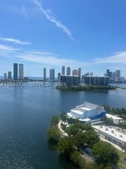 3330 NE 190th St 1719, Aventura, FL 33180