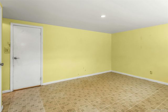 1812 Collins Street, Seaford, NY 11783