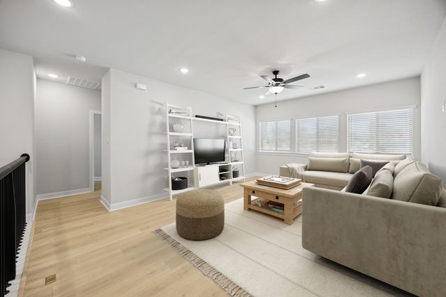 9109 Saddlecreek Drive, Dallas, TX 75243