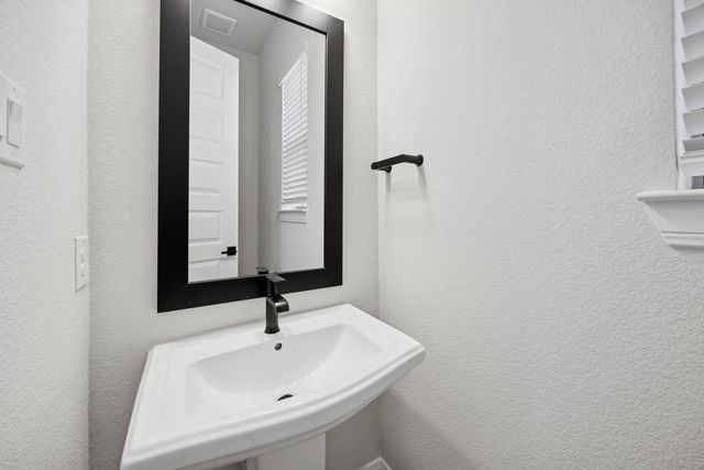 9109 Saddlecreek Drive, Dallas, TX 75243