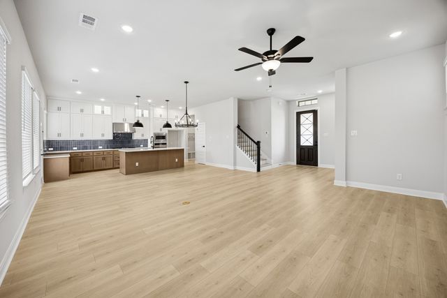 9109 Saddlecreek Drive, Dallas, TX 75243