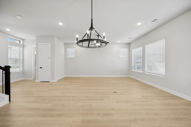 9109 Saddlecreek Drive, Dallas, TX 75243