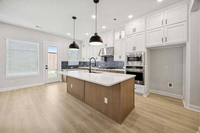 9109 Saddlecreek Drive, Dallas, TX 75243