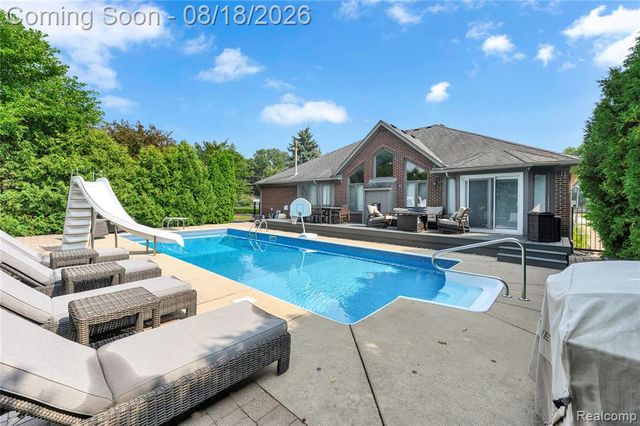 21797 Sabrina Drive, Macomb, MI 48044