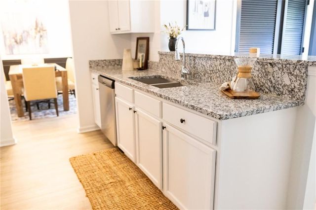 2630 Rambling Way, Lithonia, GA 30058