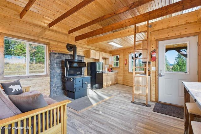 1435 Canyon Ridge Ln, Plummer, ID 83851