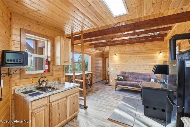 1435 Canyon Ridge Ln, Plummer, ID 83851