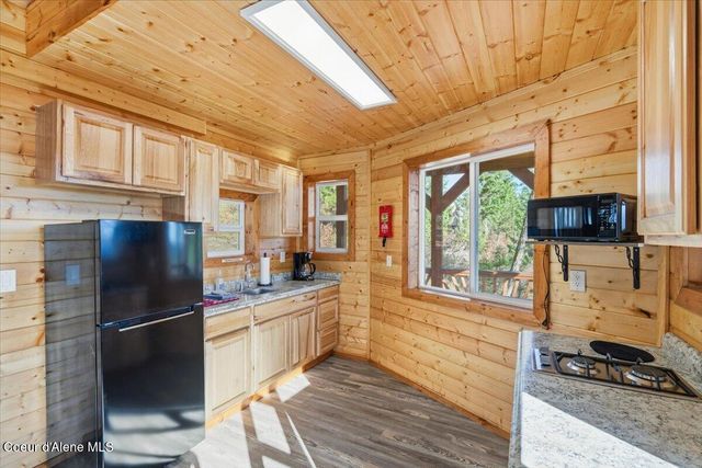 1435 Canyon Ridge Ln, Plummer, ID 83851