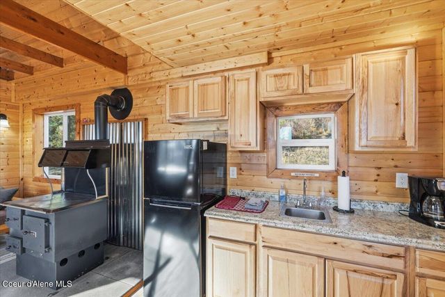 1435 Canyon Ridge Ln, Plummer, ID 83851