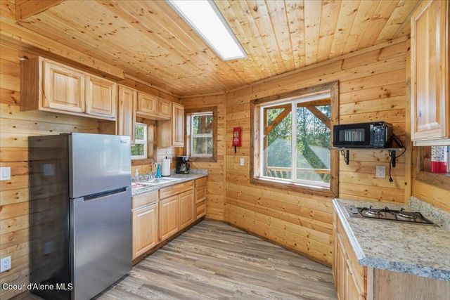 1435 Canyon Ridge Ln, Plummer, ID 83851