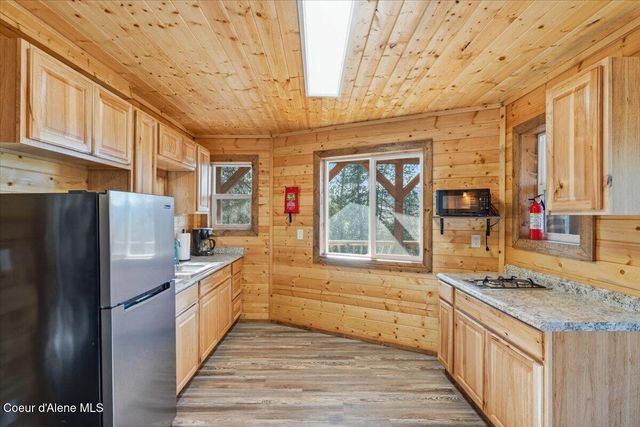 1435 Canyon Ridge Ln, Plummer, ID 83851