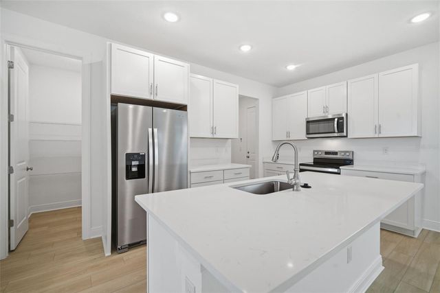 10713 WADING RIVER AVENUE, Parrish, FL 34219