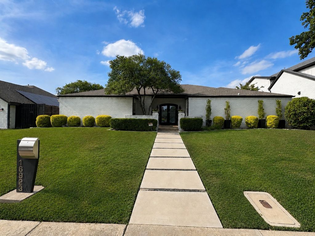 16923 Park Hill Drive, Dallas, TX 75248