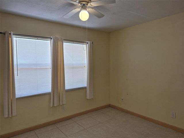 8891 Sunrise Lakes Boulevard 111, Sunrise, FL 33322