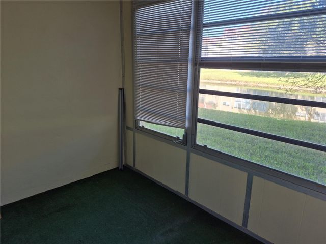 8891 Sunrise Lakes Boulevard 111, Sunrise, FL 33322