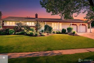 55 Kierst Street, Sayreville, NJ 08859
