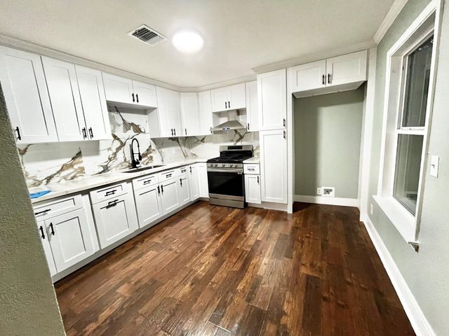 4622 Hill Side Lane, Needville, TX 77461