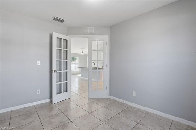 2812 NE 2nd PL, Cape Coral, FL 33909