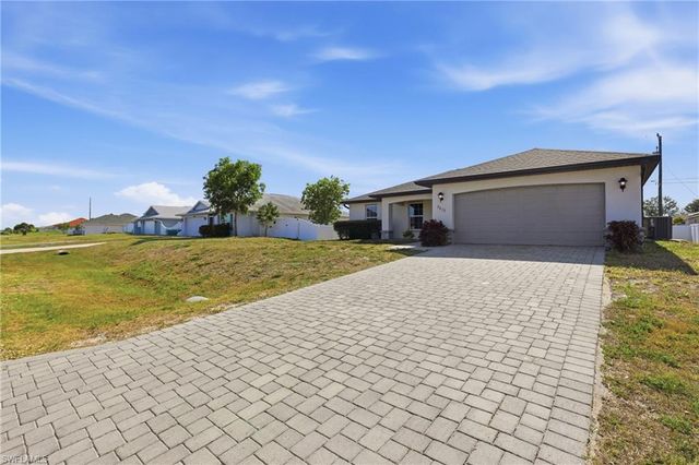 2812 NE 2nd PL, Cape Coral, FL 33909