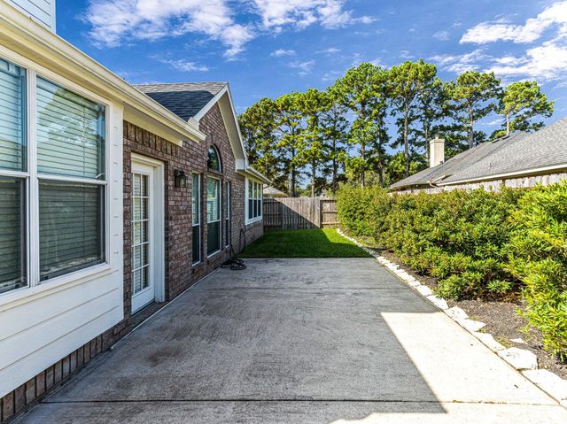 5407 Lake Place Drive, Houston, TX 77041