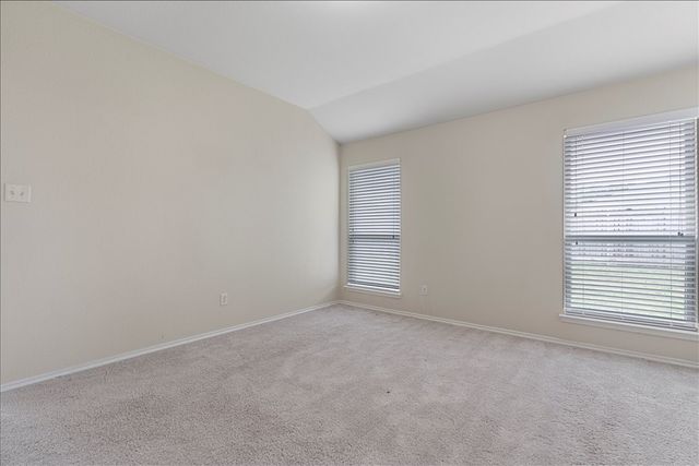 2035 Karsen Lane, Heartland, TX 75126