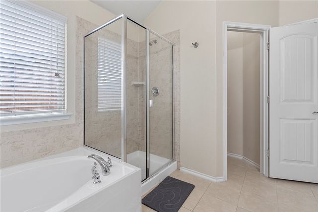 2035 Karsen Lane, Heartland, TX 75126