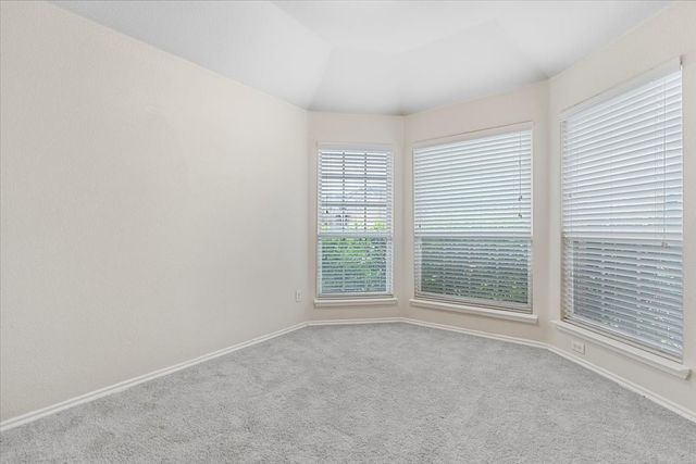 2035 Karsen Lane, Heartland, TX 75126