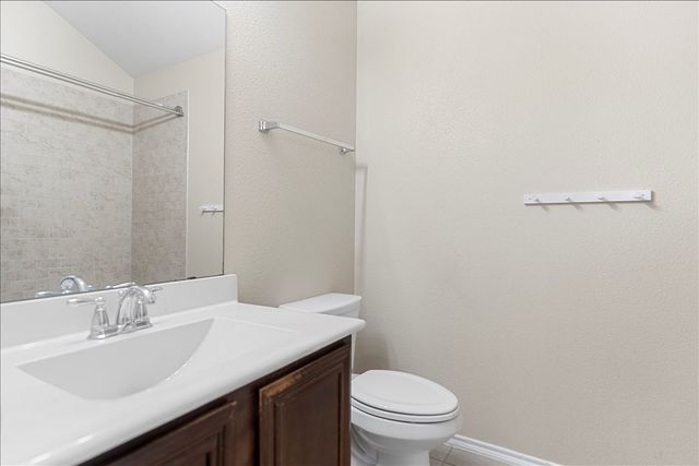 2035 Karsen Lane, Heartland, TX 75126