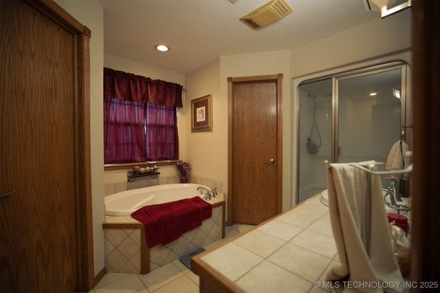 213 Laurel Street, Lone Grove, OK 73443