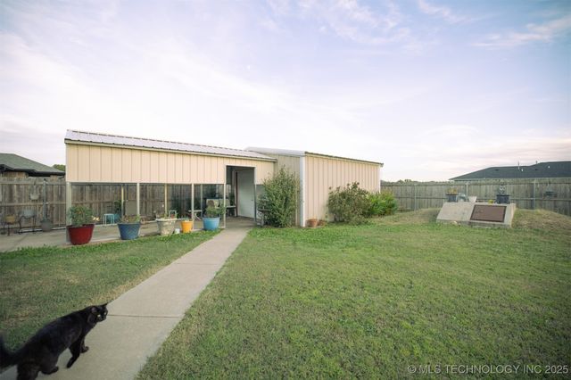 213 Laurel Street, Lone Grove, OK 73443