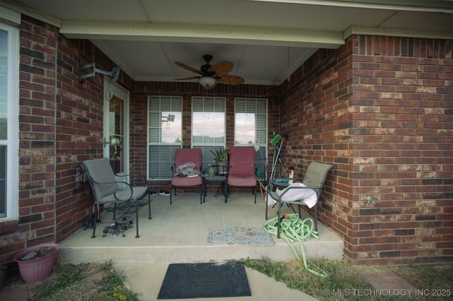 213 Laurel Street, Lone Grove, OK 73443