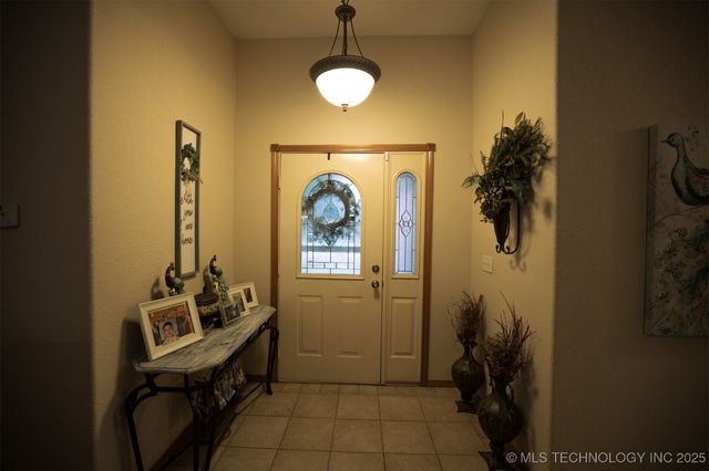 213 Laurel Street, Lone Grove, OK 73443