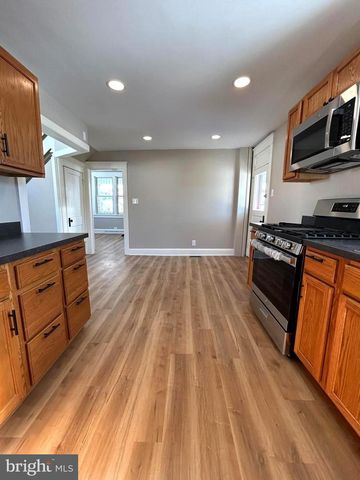 1420 S DUKE ST, York, PA 17403