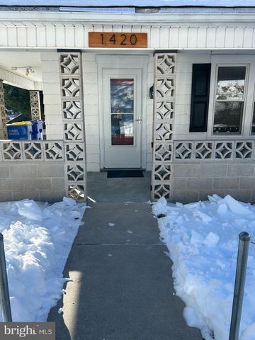 1420 S DUKE ST, York, PA 17403